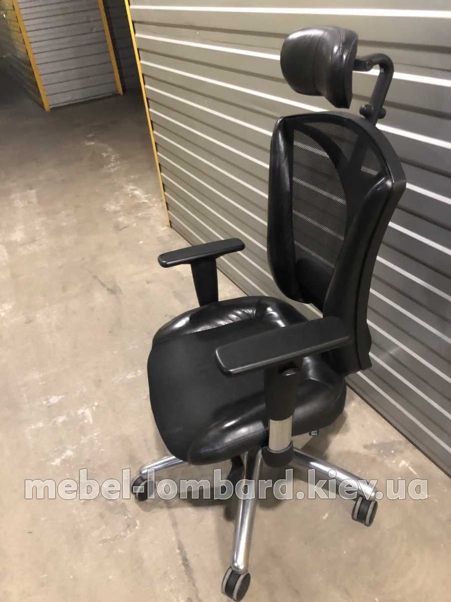 Кресло офисное, ортопедическое "Новый Стиль" "Pilot" , кожа ,36 шт, бу