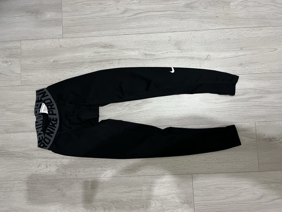 Чоловічі спортивні лосіни