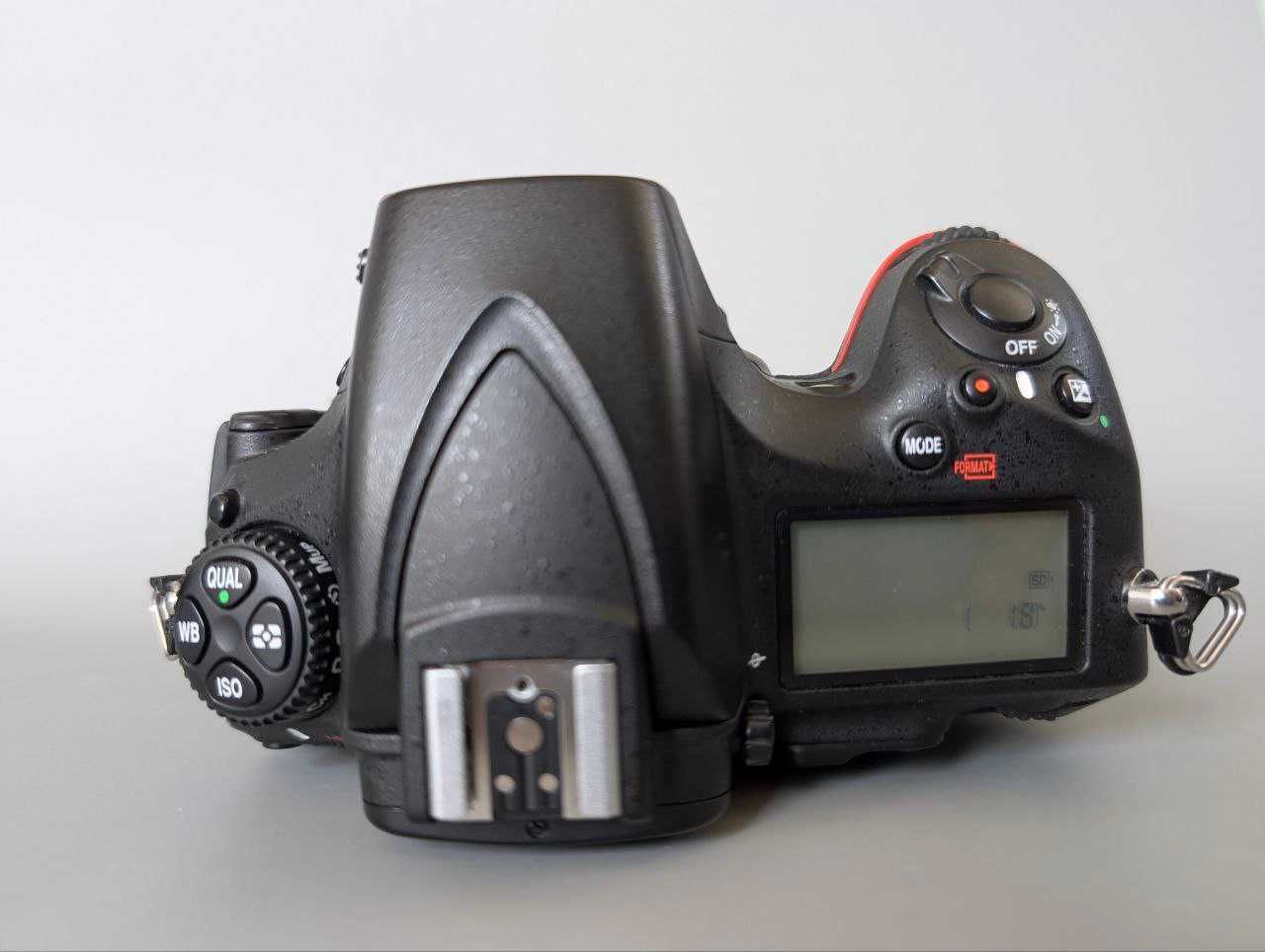 Nikon D810 body Shutter count: 66747