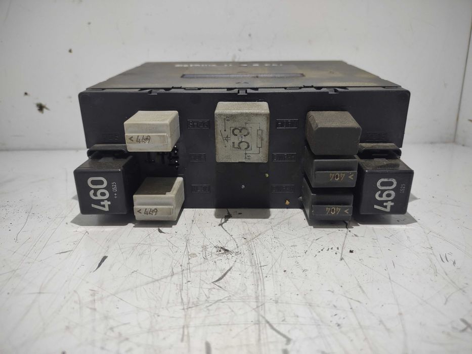 Skrzynka bezpieczników SKODA OCTAVIA 2