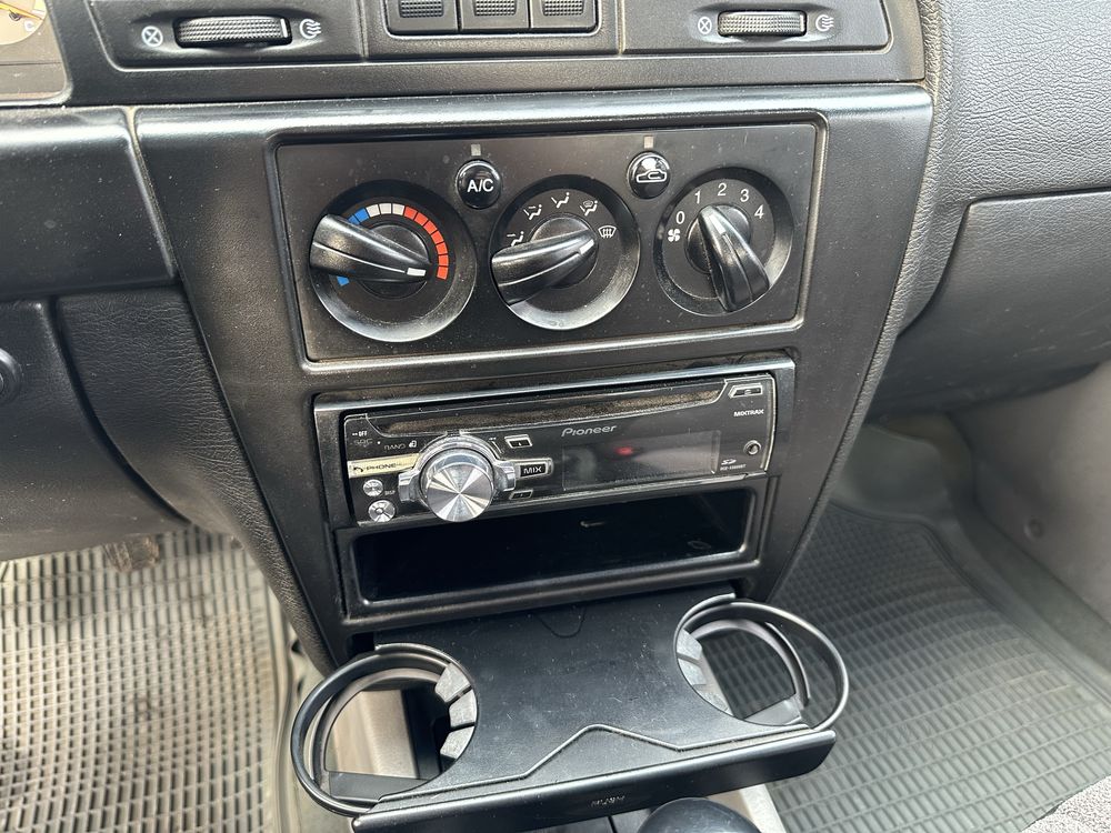 Продам Daewoo Nubira 2 2001года