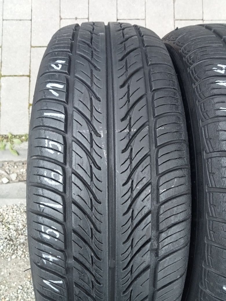 2x Opony Używane Letnie 175/65R14 Kormoran