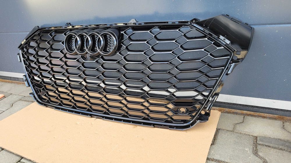 Atrapa chłodnicy GRILL Przód Audi RS5 F5 8W6 LIFT 19- ORYGINAŁ NOWY !!