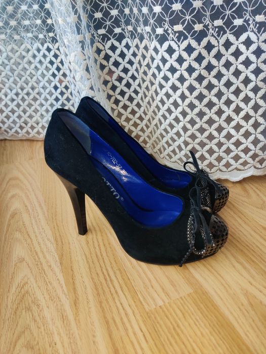 Туфлі чорні замшеві