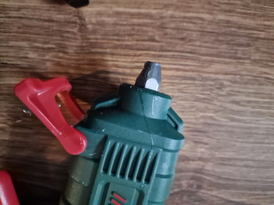 Pistolet do kleju na gorąco parkside bezprzewodowy