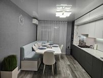 Продам  2 ком. квартиру ул. Высоцкого с ремонтом