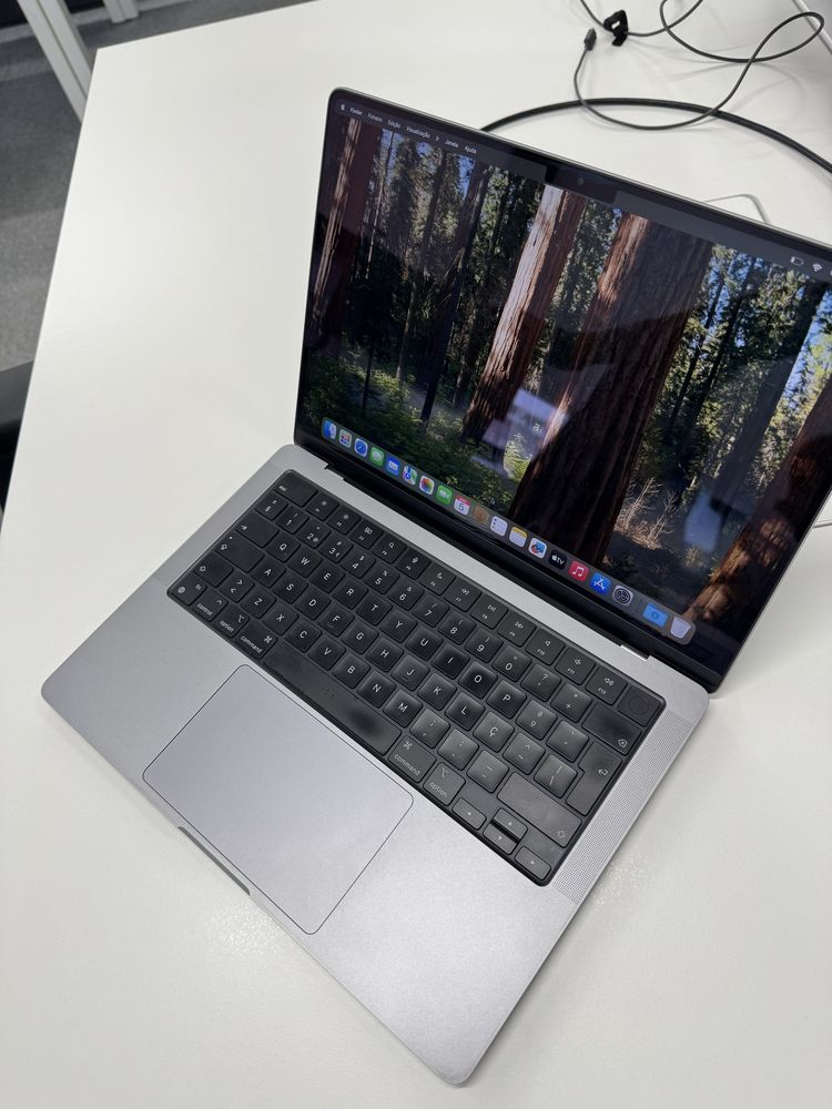 Macbook pro m1 14’ 32gb ram 1tb ssd