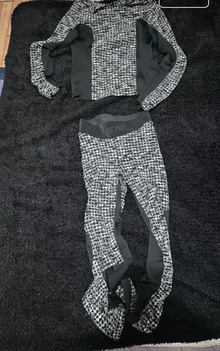 Conjunto Desportivo NIKE pro