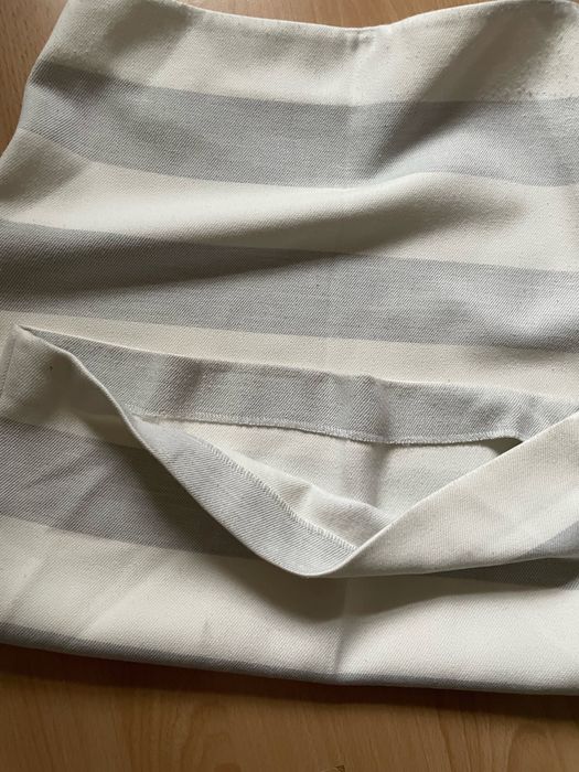 Спідниця жіноча у смужку Viktoria+Woods біла сіра юбка-карандаш довга