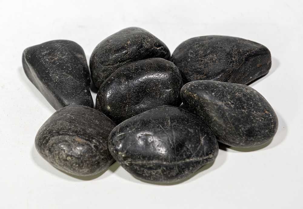 Otoczak polerowany czarny