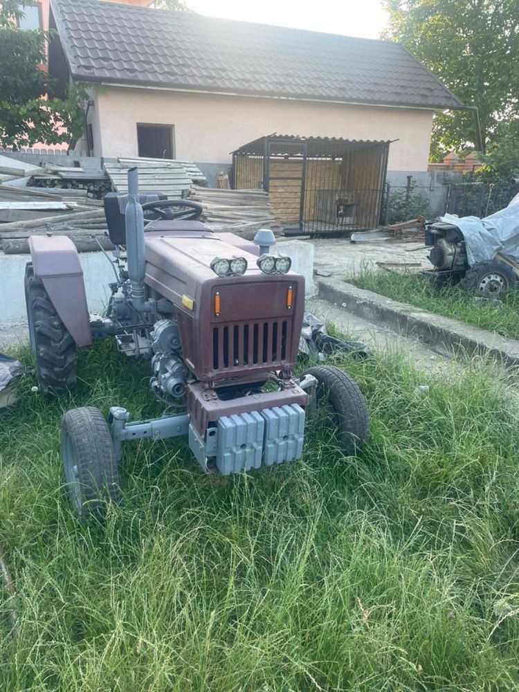 Трактор харбін в ідеальному стані