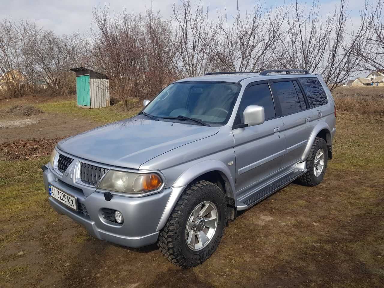 Mitsubishi Pajero Sport 2004 газ-бензин 3.0 полный привод механика