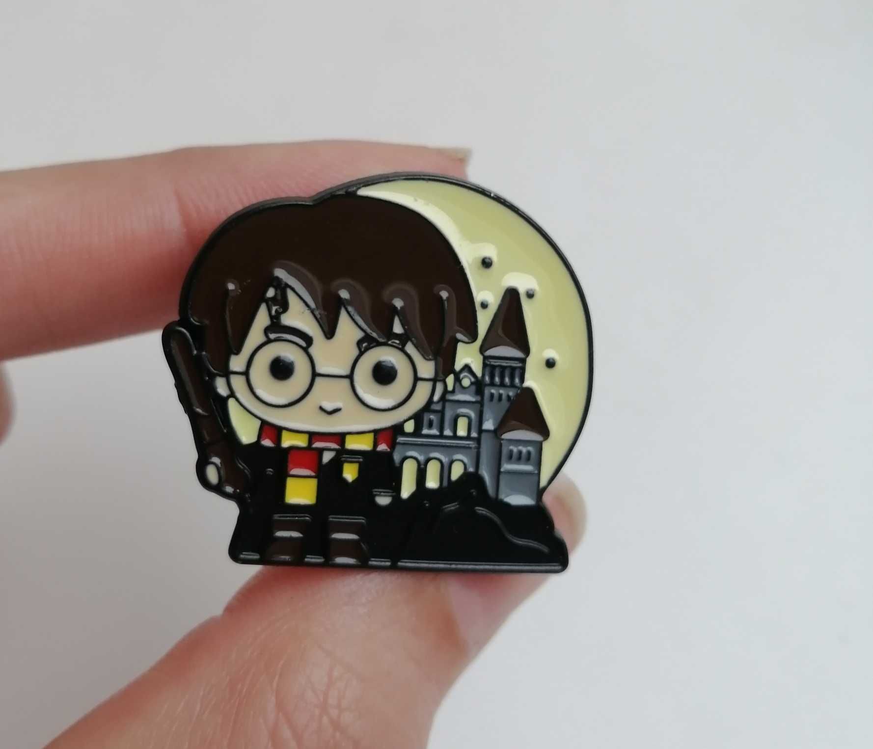 Гарри Поттер значок на одежду рюкзак пин Harry Potter Хогвардс