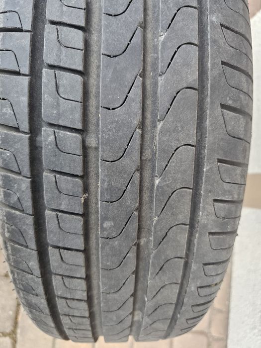 Felga stalowa z oponą Pirelli