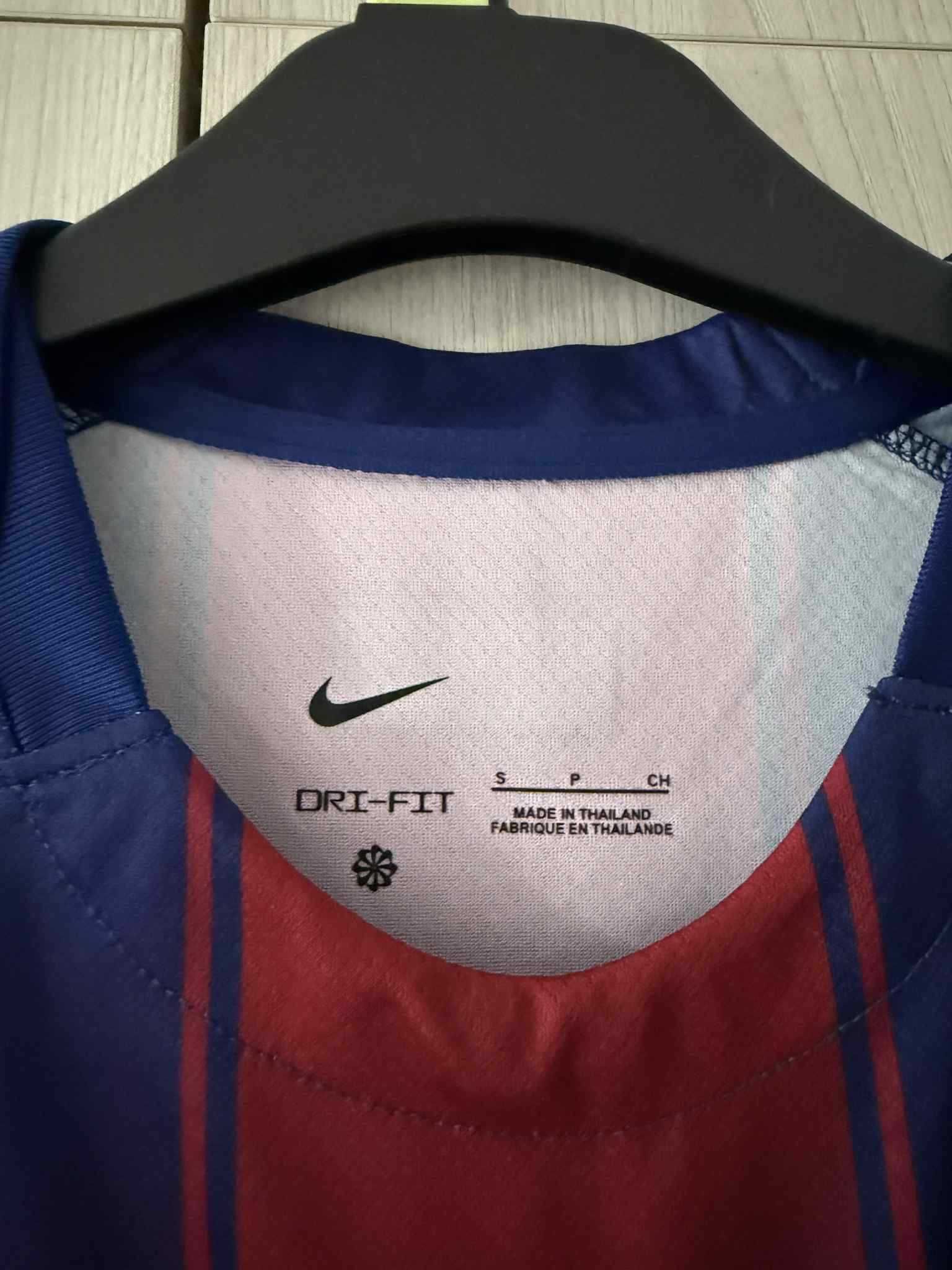 Nowa koszulka piłkarska FC Barcelona 25/26 RAPHINHA rozmiar S domowa