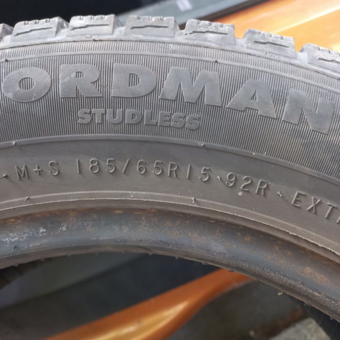 Колесо зимове Нокіан