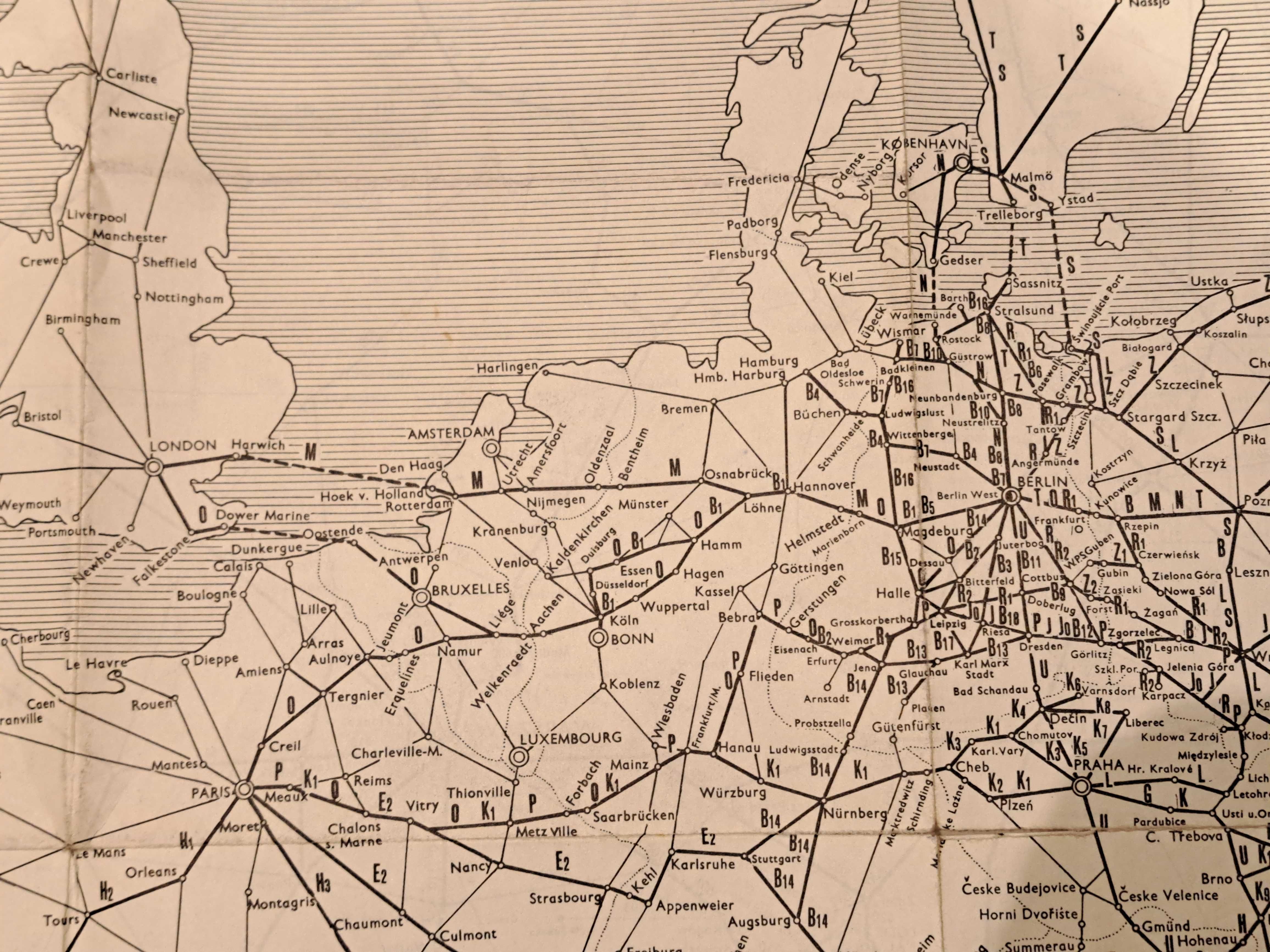 PRL 1974/75 Mapa PKP Mapa schematyczna sieci kolejowej Europa i Polska