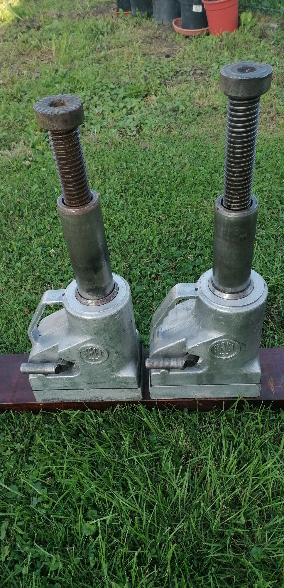Podnośnik lewarek hydrauliczny 10t