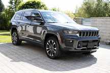 Jeep Grand Cherokee OVERLAND 3,6 43.000km Masaże Mcintosh went fotele 6 miejsc 2021/2022