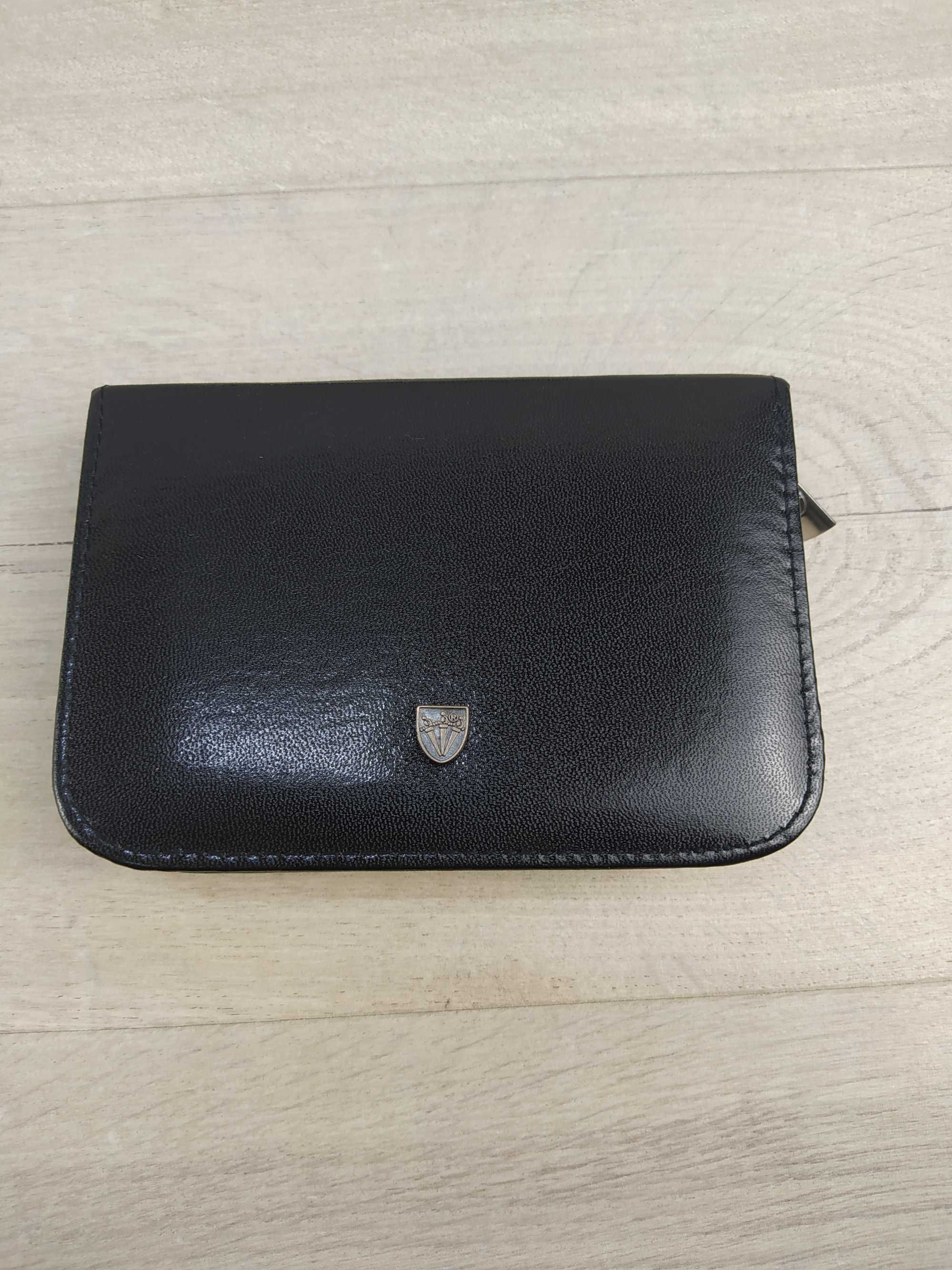 DREI SCHWERTER MONZA 10-elementowy Zestaw do manicure w etui OPIS