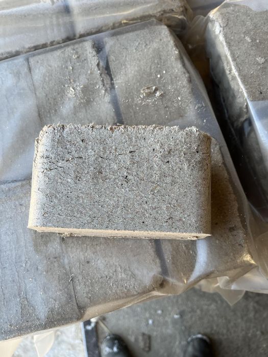 Виготовляємо брикети з дуба