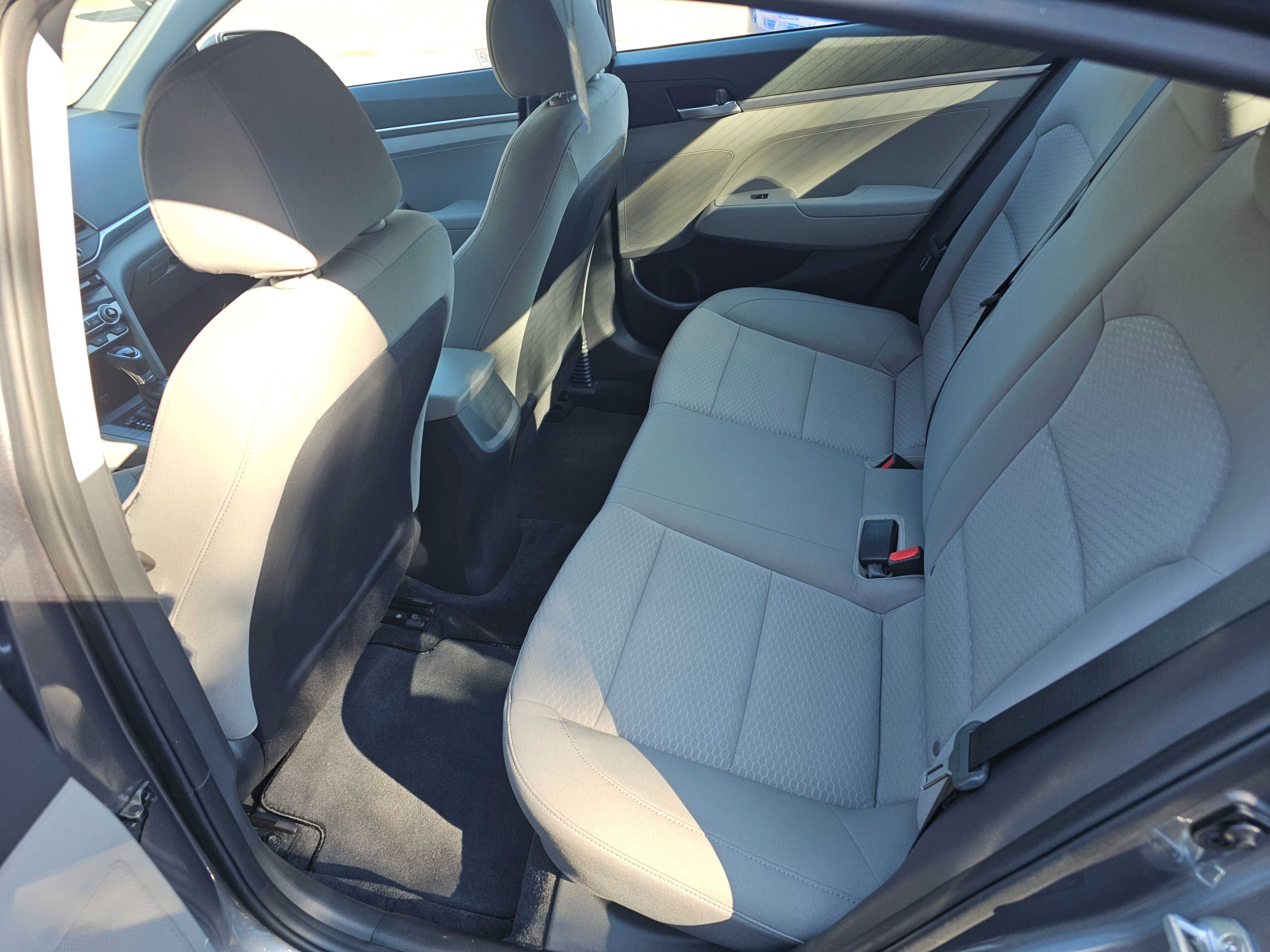 Hyundai Elantra SE 2019