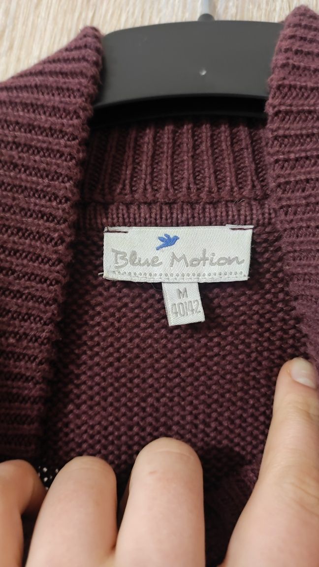 Śliwkowy damski sweter kardigan