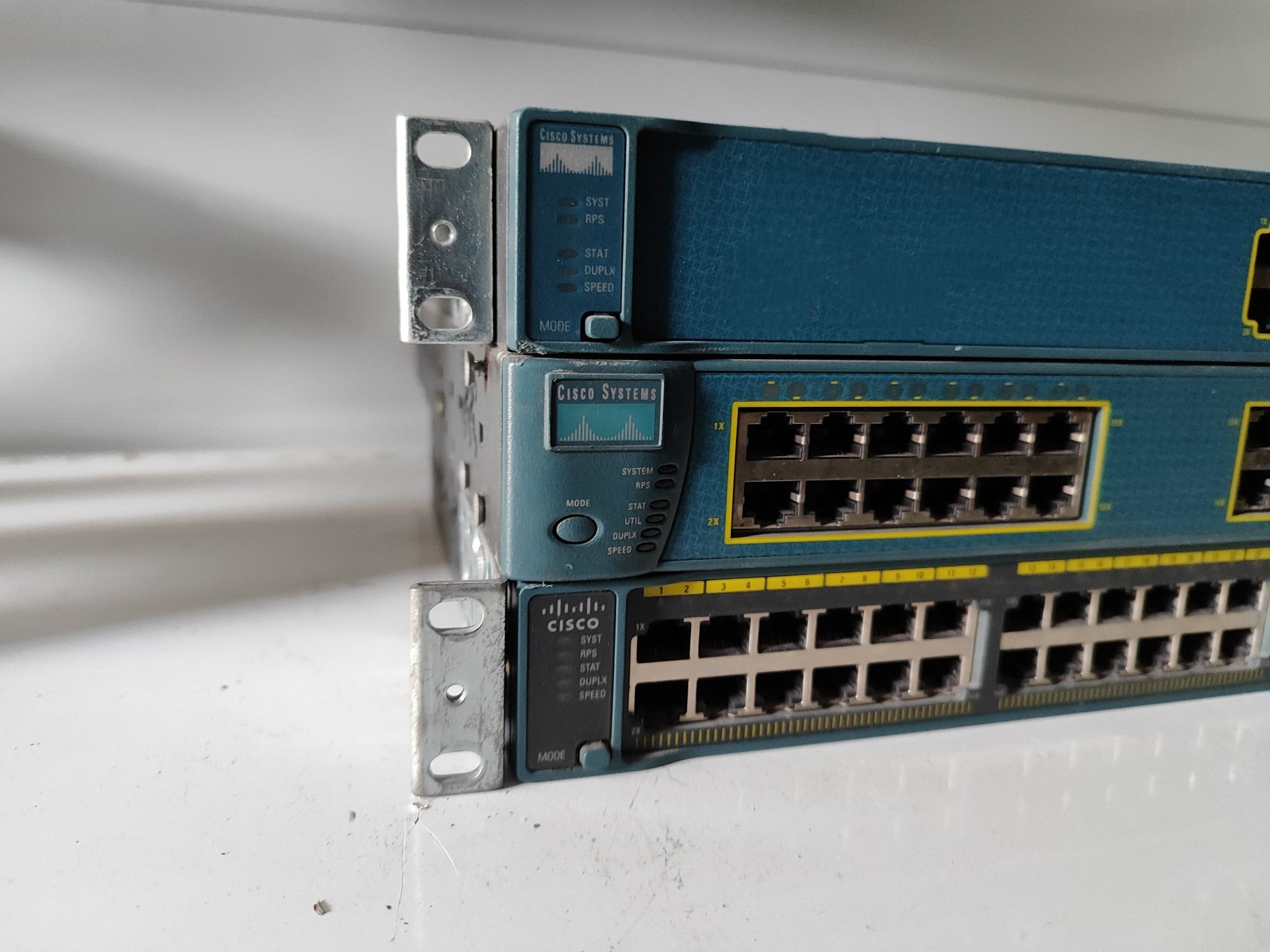 Комутатор Cisco ME 3400-24TS-A