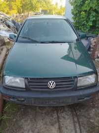 В розборі Volkswagen Vento 1997 1.8 бензин Бляха!