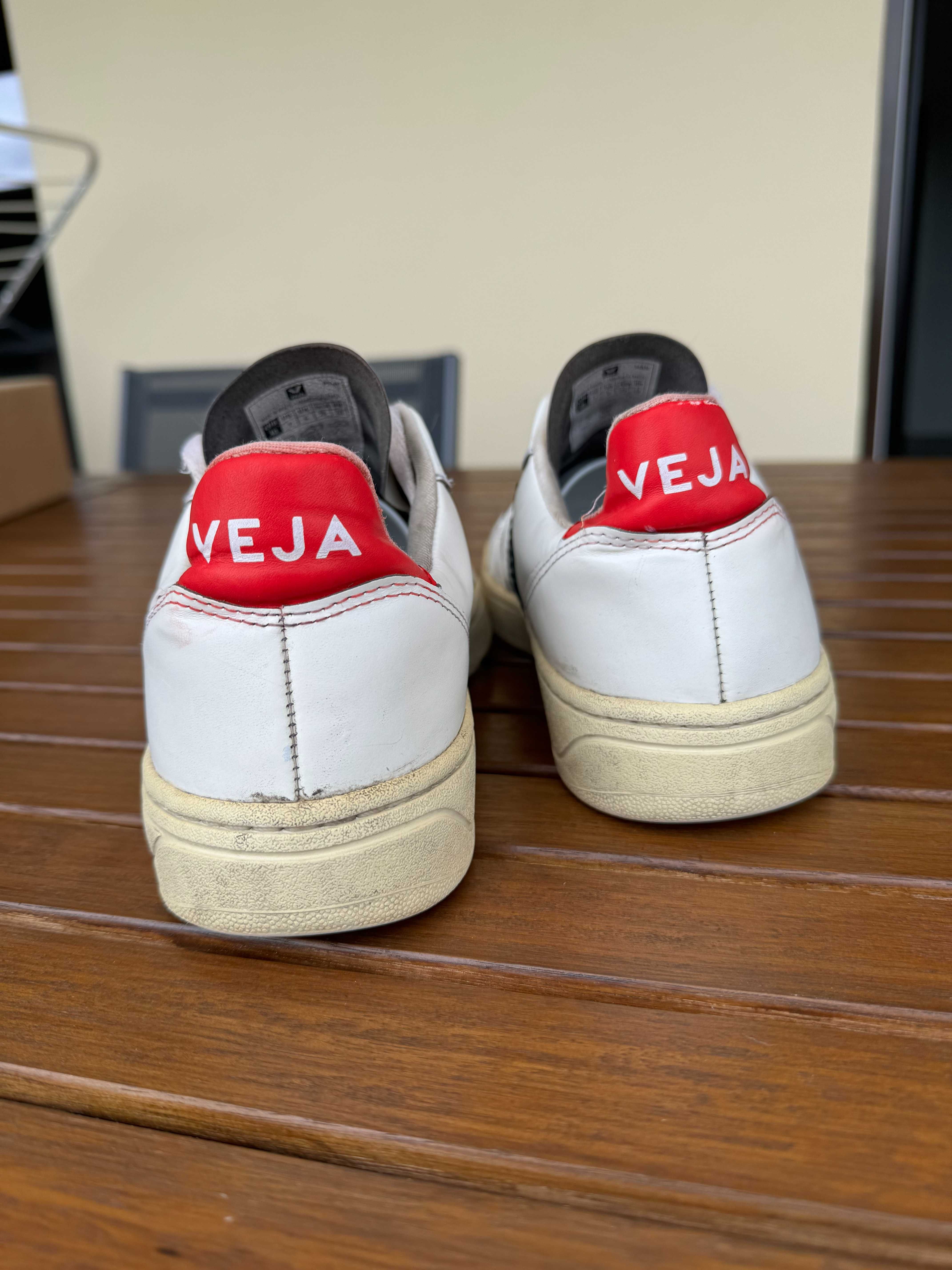 Veja Brancos, Azuis e Vermelhos