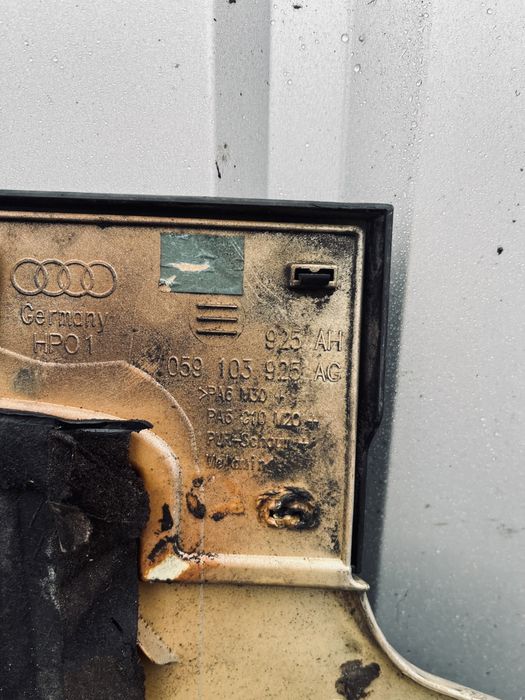 Кришка Двигуна Audi A6 C6 2.7 tdi Кришка Мотора розборка