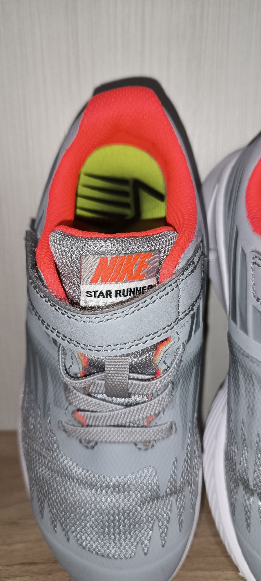 Детские кроссовки Nike Star Ranner 19 см р28,5