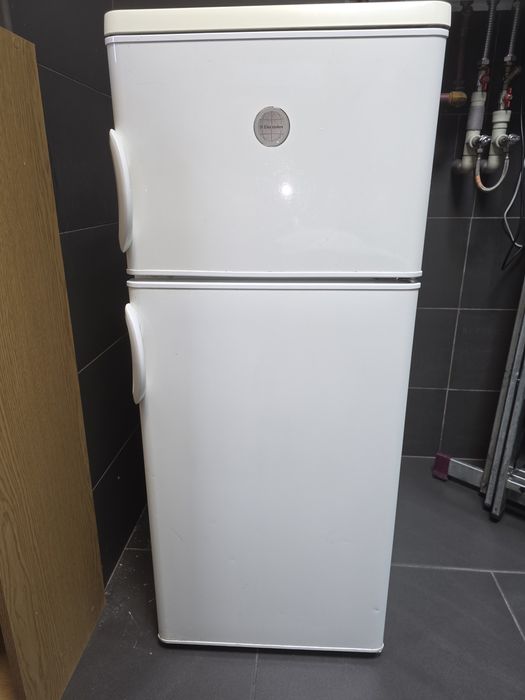 Lodówka Electrolux CT 180
ELECTROLUX CT 180