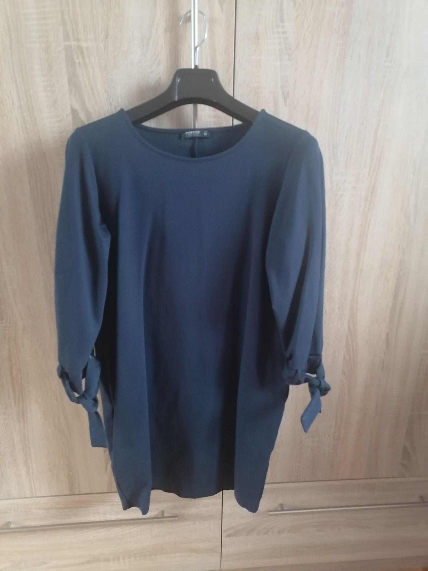 Granatowa sukienka XS