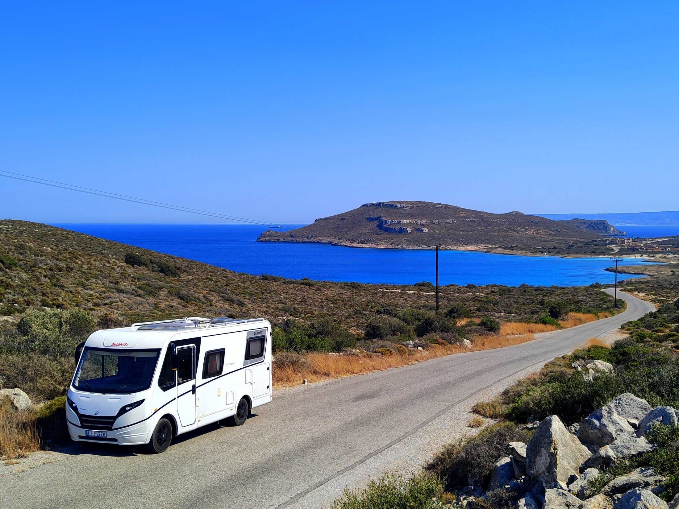 Kamper wynajem Integra Globebus kat ,,B"