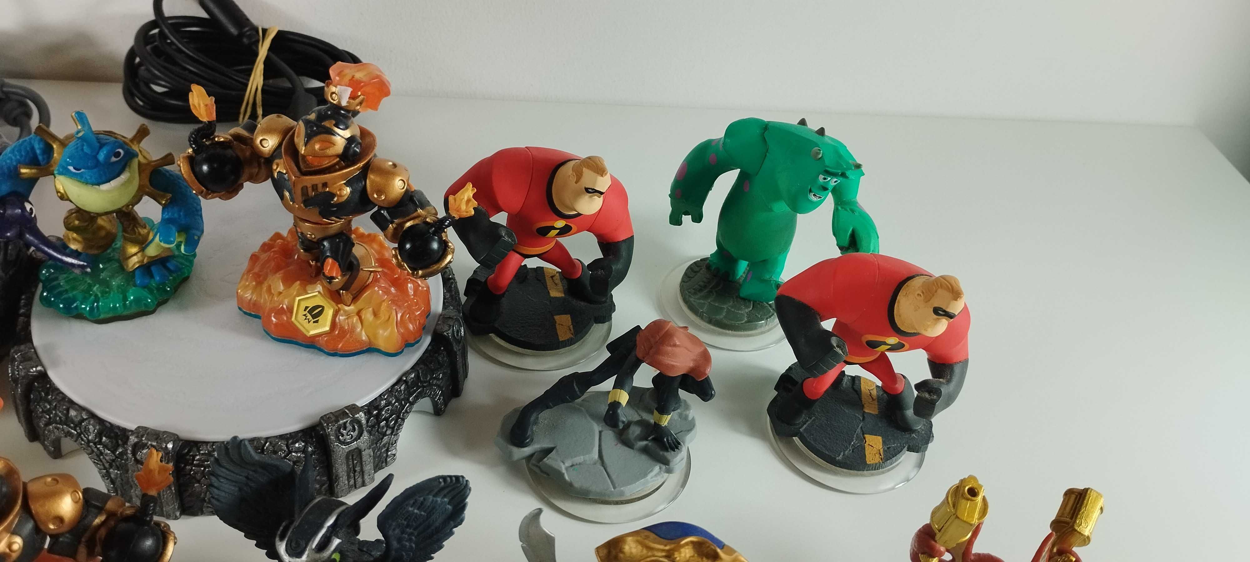Lote 18 Figuras - Amiibo, Skylanders, Disney Infinity, Portais