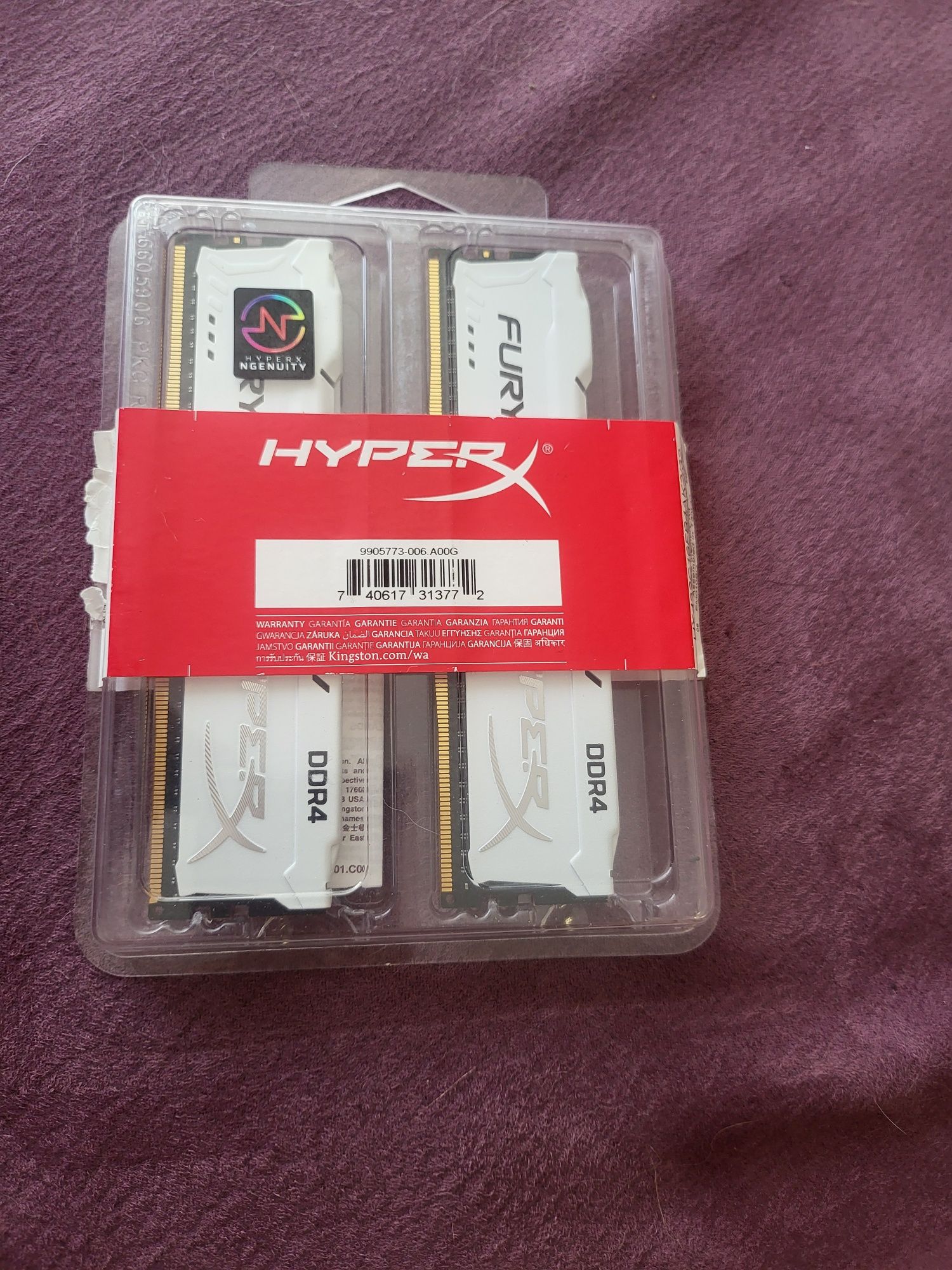 Продам оперативную память HyperX 16 GB (2x8GB) DDR4 2400 MHz