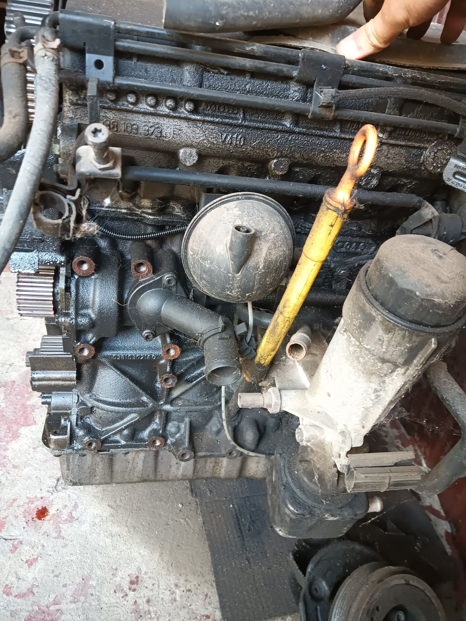 Двигатель 1.9т vw caddy возможно по запчастям
