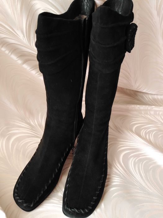 Чоботи жіночі, зимові, натуральний замш