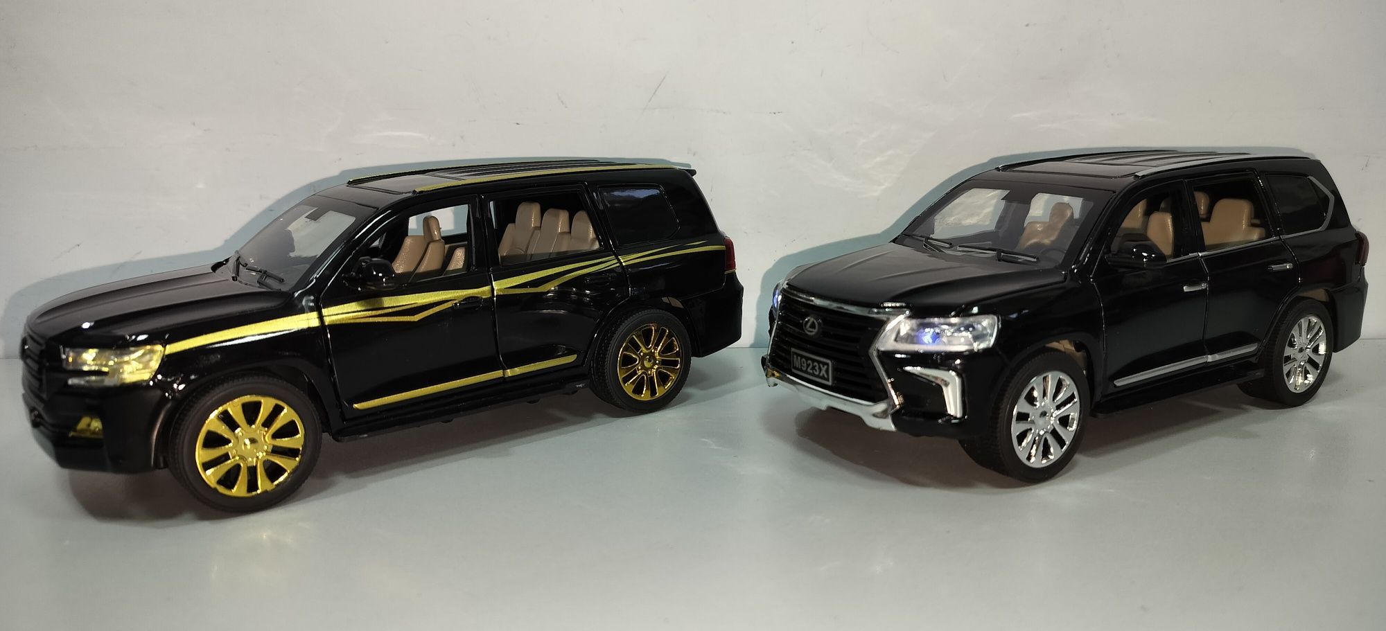 LEXUS LX570 и Toyota Land Cruiser модель 1:24 ТМ АвтоЕксперт Металл