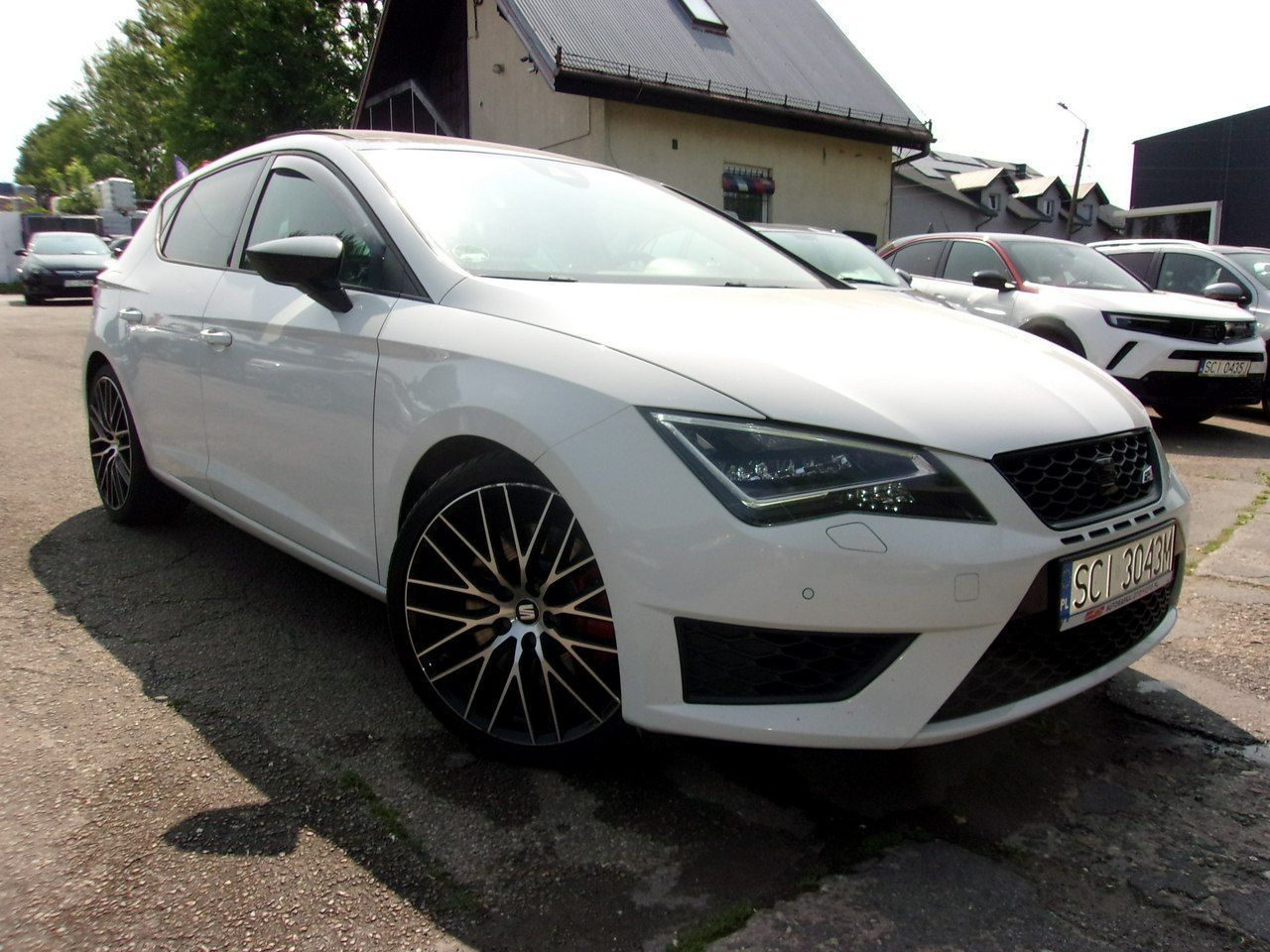 Seat Leon CUPRA, 280KM, Navi, PDC 2x, Grzane fotele, Klimatronic, Panorama