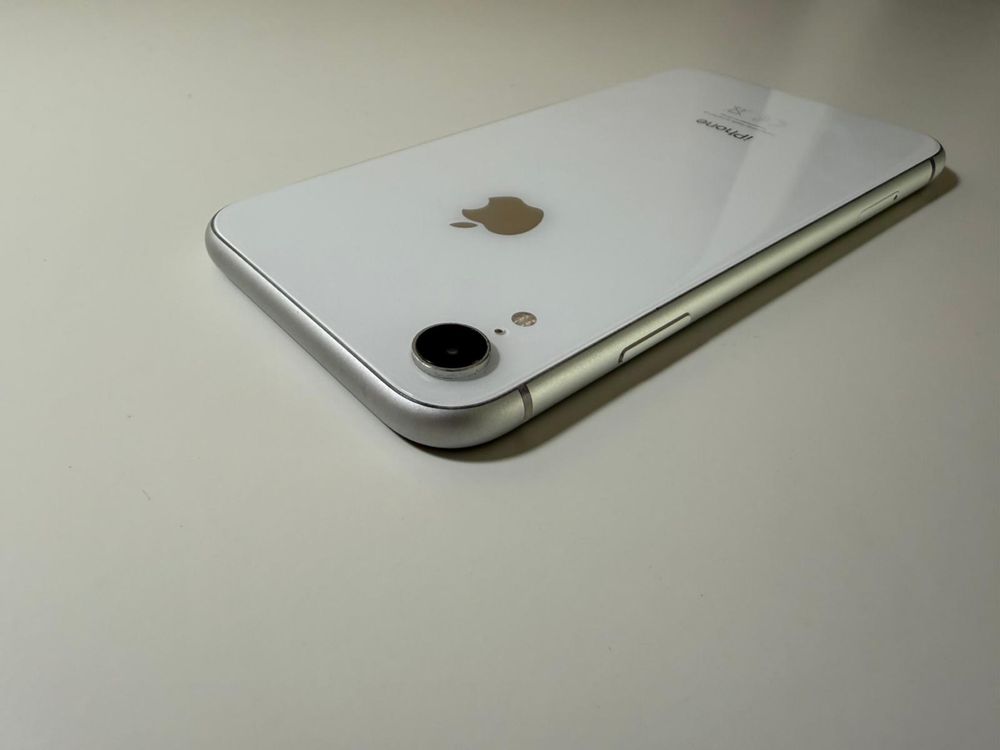 iPhone XR branco