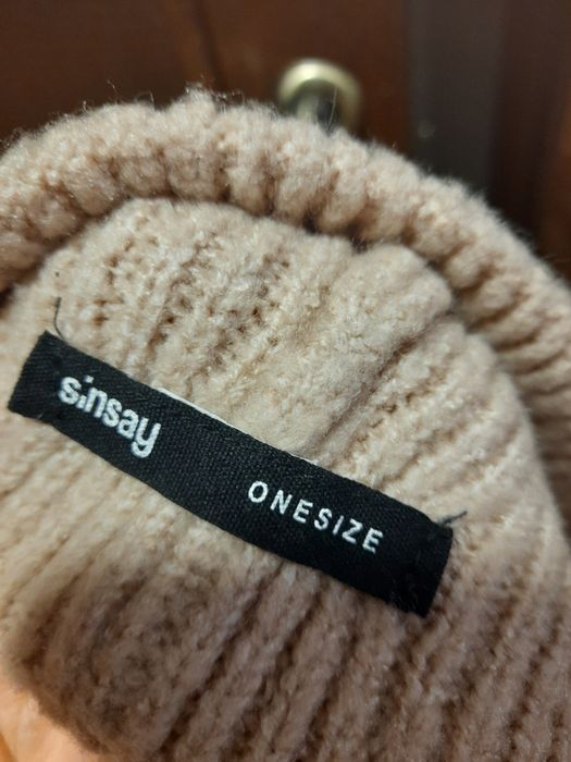 Шапка тепленька  беж