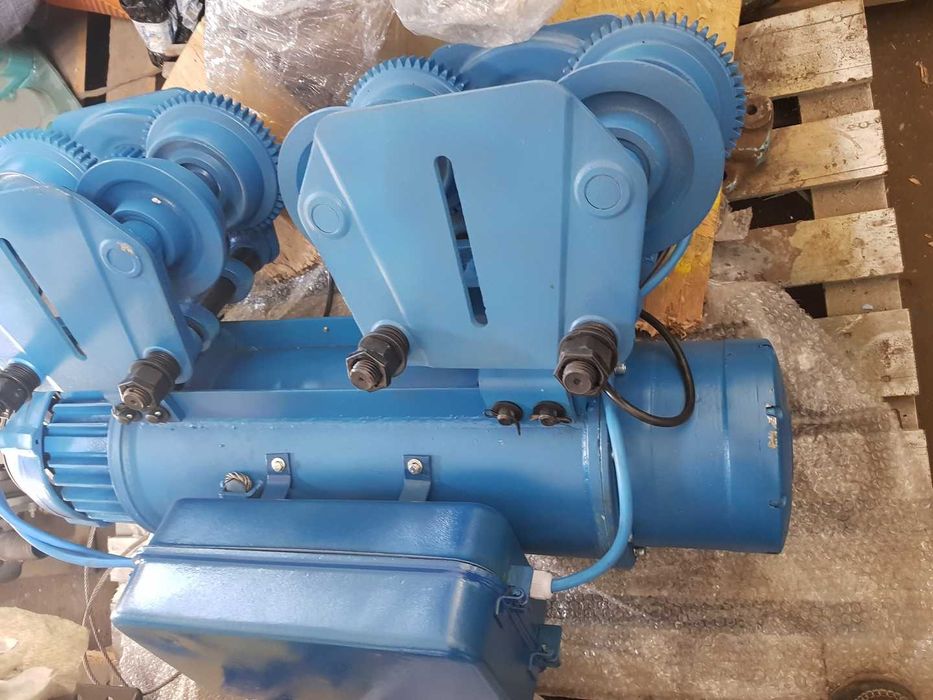 Тельфер Болгарія в.п. 1 тн. висота п. 36 метрів