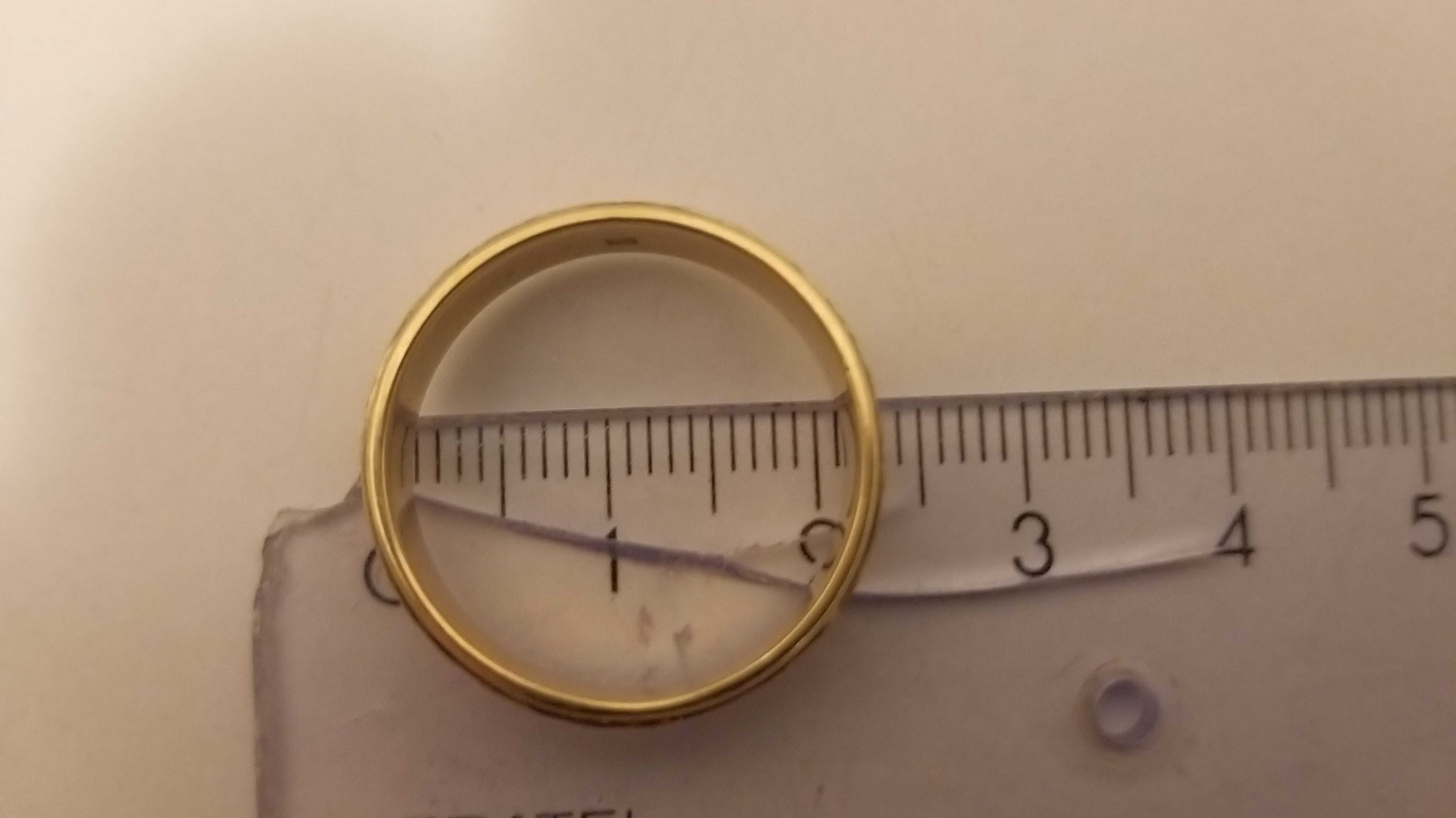 Złota obrączka próba 585, waga 5,34 używana