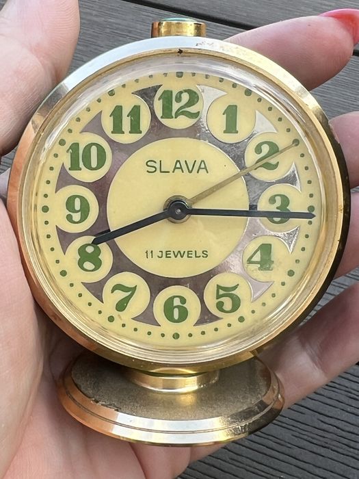Radziecki budzik SLAVA  11 JEWELSZSRR