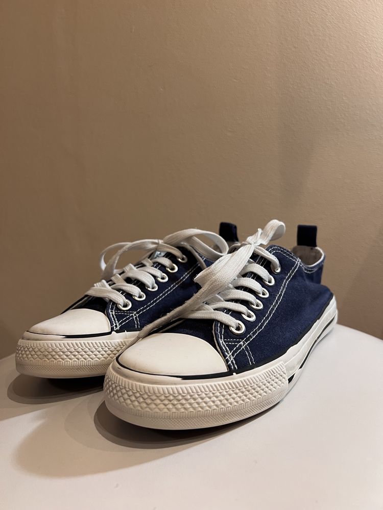 Buty rozm 36 w stylu converse na zmiane w szkole