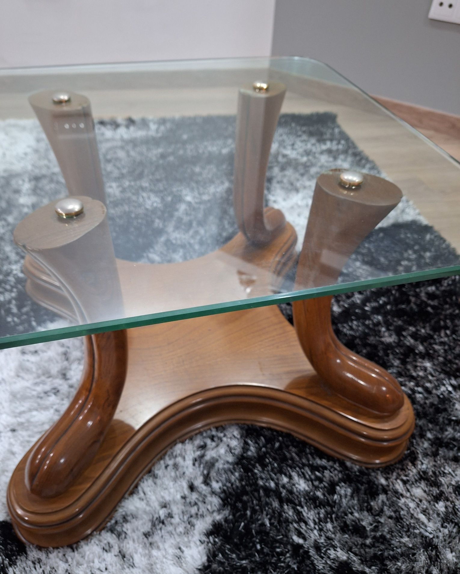 "Mesa de Sala de Estar como nova