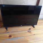 Telewizor LCD  32 cale LG DVB