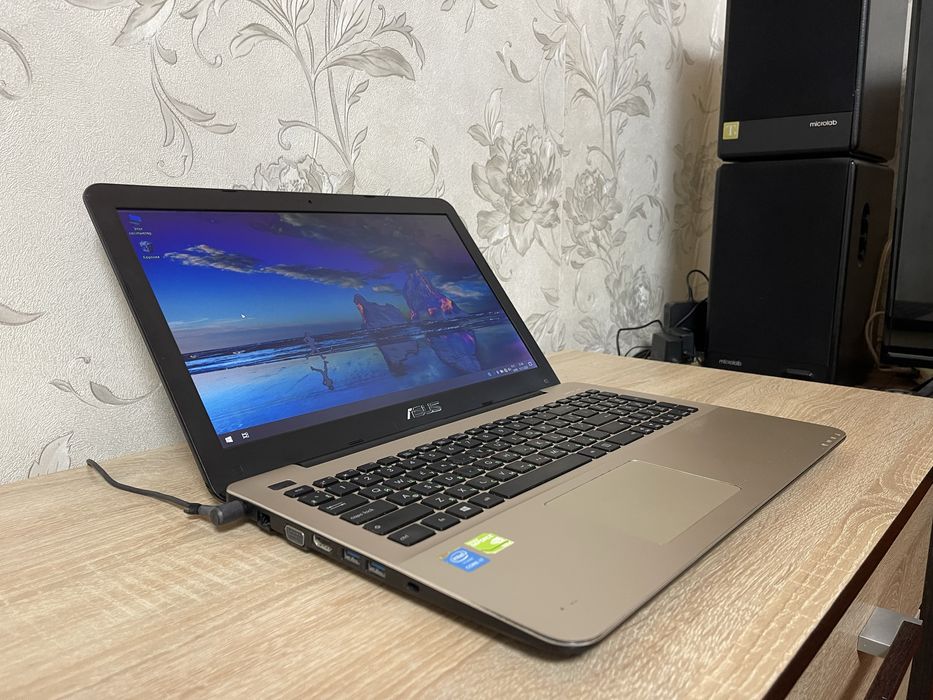 Asus X555L | Core I7 | 8 RAM | Nvidia GeForce | 1000 GB HDD